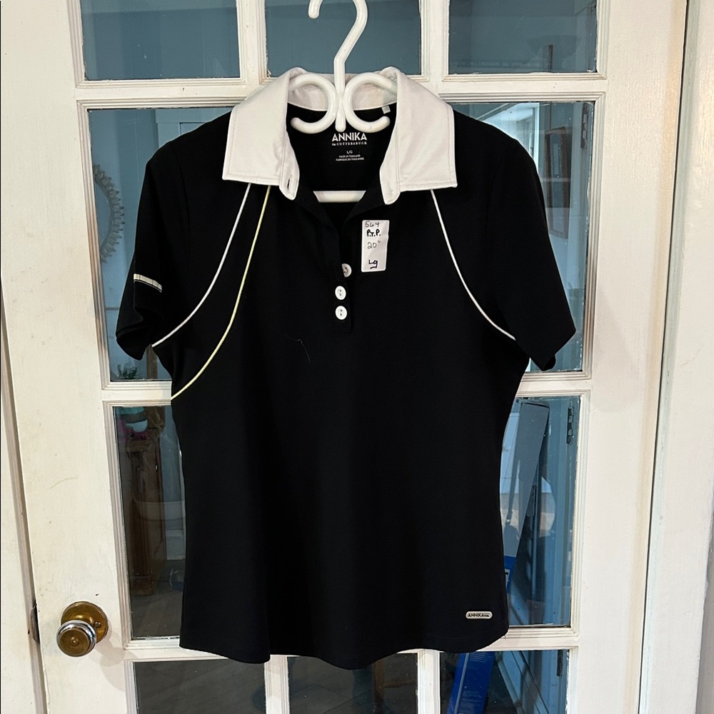 564 Cutter & Buck Black and White Button Down Shirt